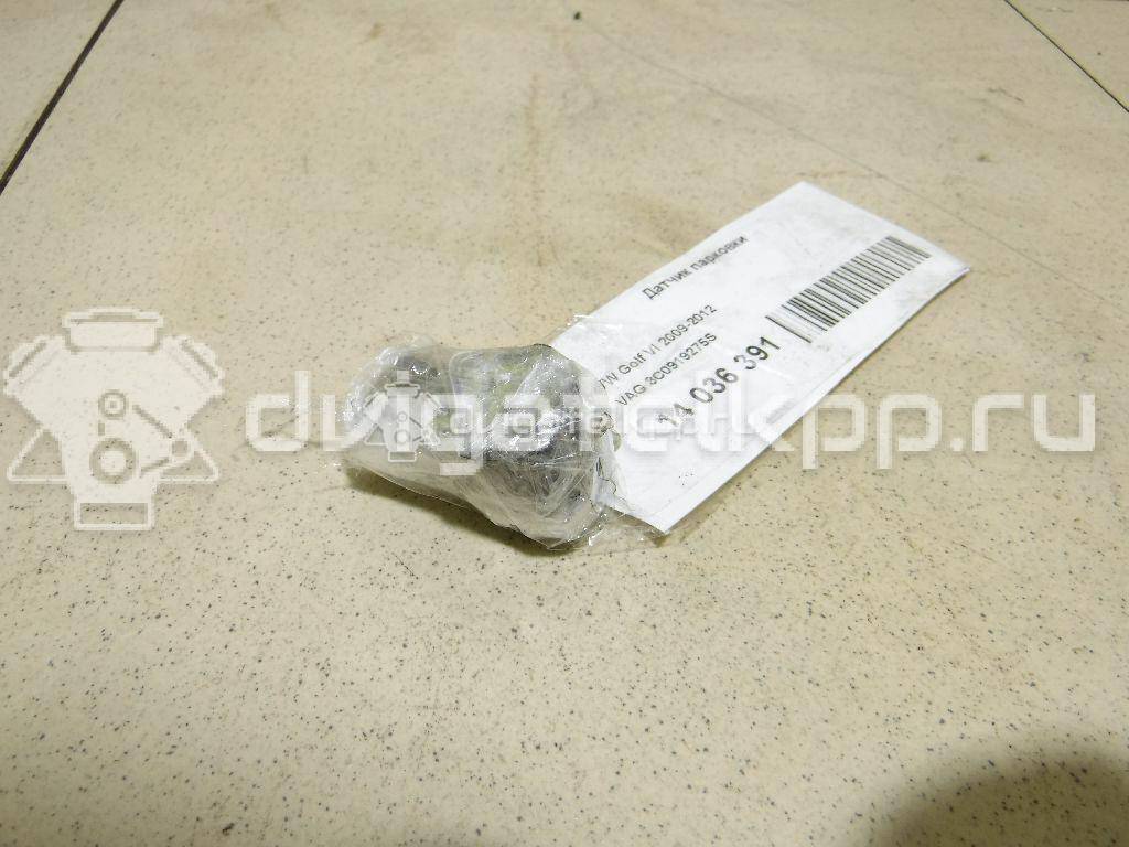 Фото Датчик парковки  3C0919275S для Seat Ibiza / Leon / Toledo / Alhambra / Altea {forloop.counter}}