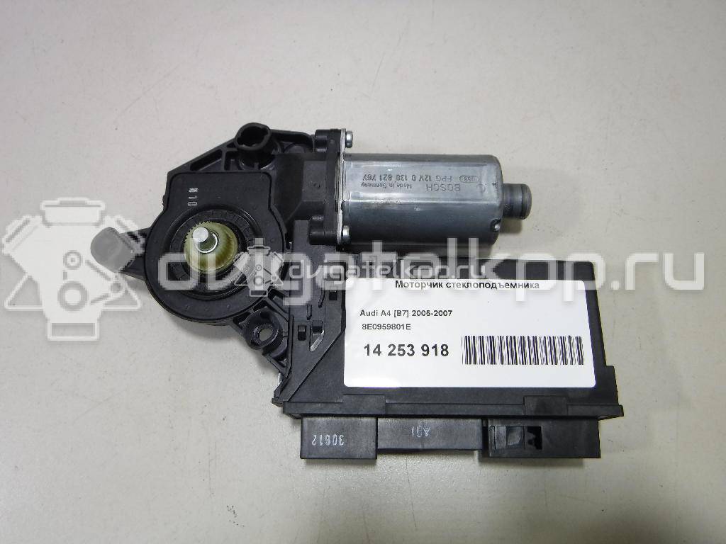 Фото Моторчик стеклоподъемника  8E0959801E для seat Exeo {forloop.counter}}
