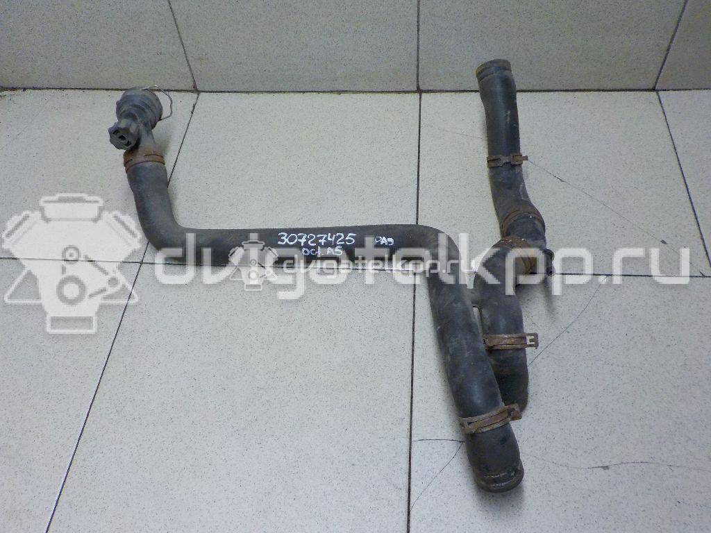 Фото Патрубок радиатора  1J0121049E для Seat Leon / Toledo {forloop.counter}}