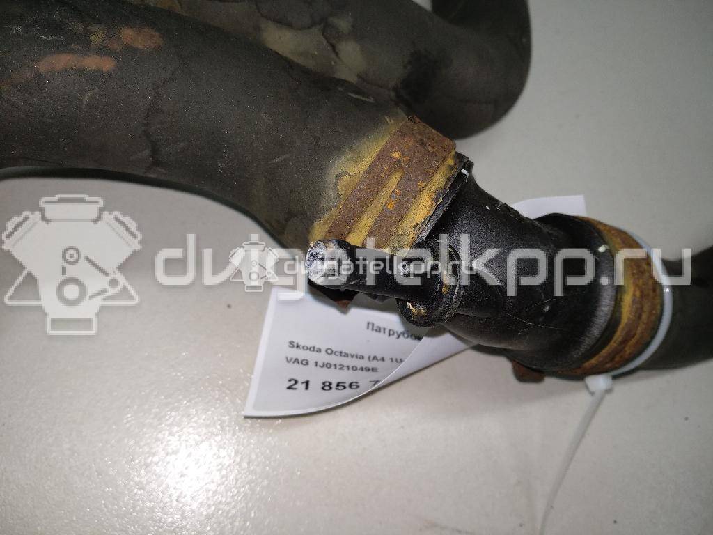 Фото Патрубок радиатора  1J0121049E для Seat Leon / Toledo {forloop.counter}}