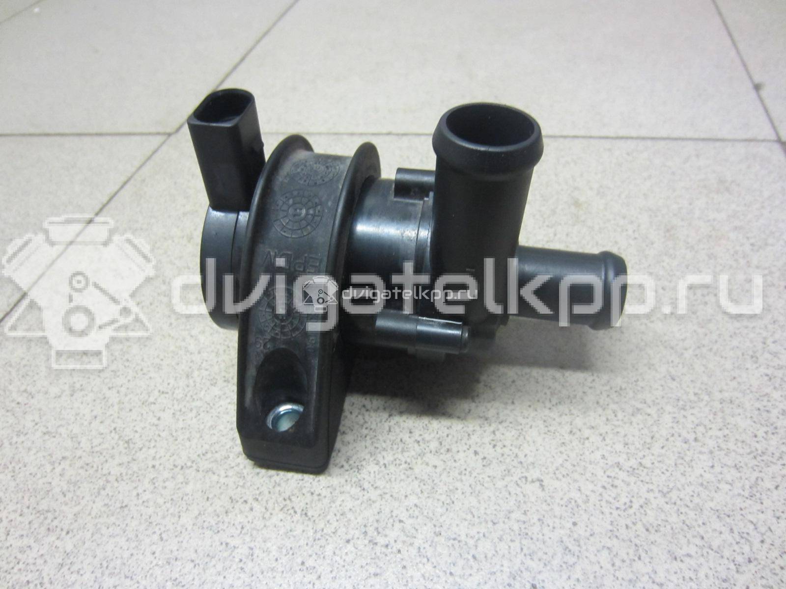 Фото Насос (помпа) электрический  1K0965561L для Seat Ibiza / Leon / Toledo / Altea {forloop.counter}}