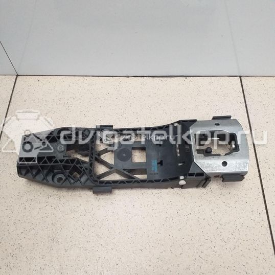 Фото Кронштейн ручки  5N0837885H для vw Golf VI
