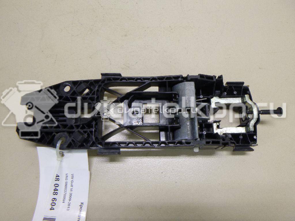 Фото Кронштейн ручки  5N0837885H для seat Leon (5F) {forloop.counter}}