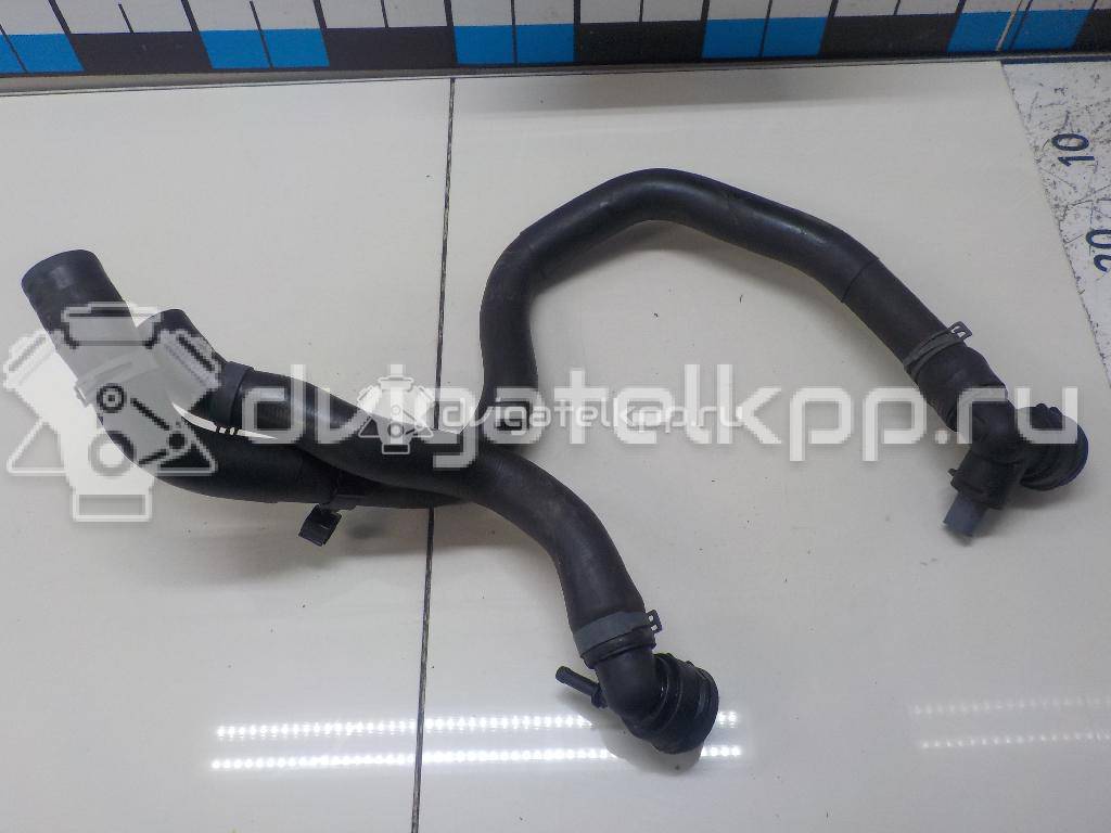 Фото Патрубок радиатора  5Q0121049AD для Seat Leon {forloop.counter}}