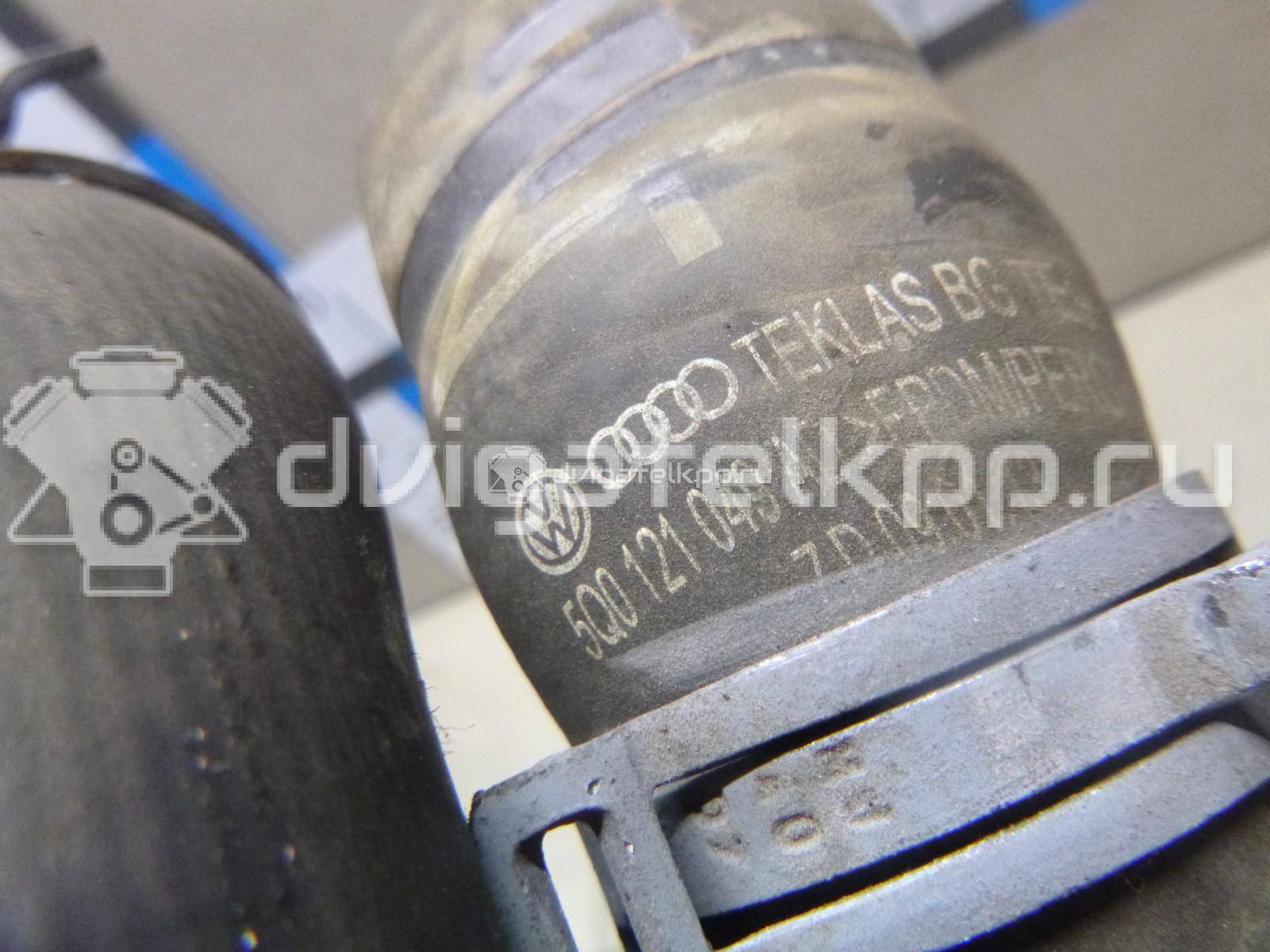 Фото Патрубок радиатора  5Q0121049AD для Seat Leon {forloop.counter}}
