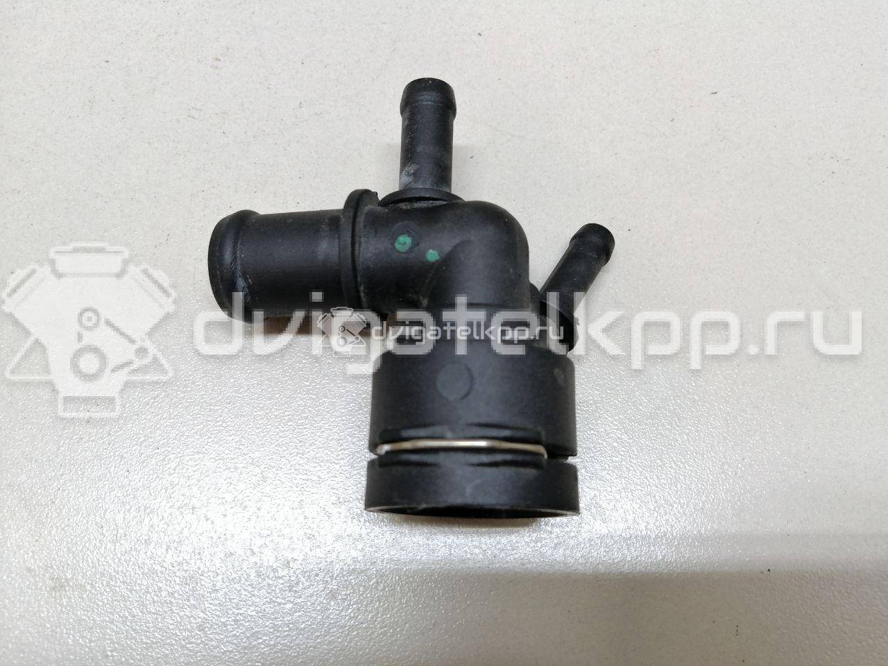 Фото Фланец двигателя системы охлаждения  5Q0122291E для Seat Leon {forloop.counter}}