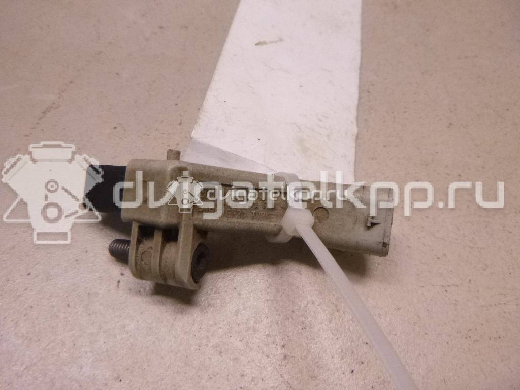 Фото Датчик положения коленвала  04L906433E для seat Leon (5F) {forloop.counter}}