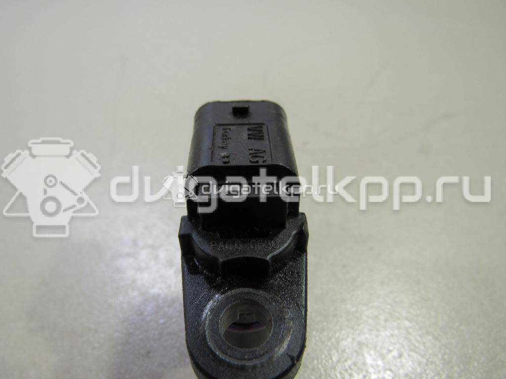 Фото Датчик положения распредвала  04C907601 для Seat Ibiza / Leon / Toledo / Alhambra / Arona Kj7 {forloop.counter}}