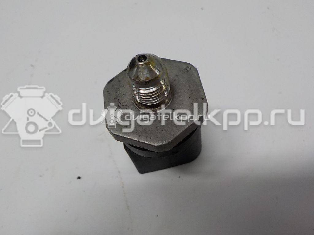 Фото Датчик давления топлива  06j906051f для Seat Ibiza / Leon / Toledo / Alhambra / Ateca Kh7 {forloop.counter}}