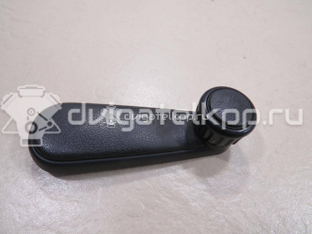 Фото Ручка стеклоподъемника  191837581LN8 для Seat Toledo {forloop.counter}}