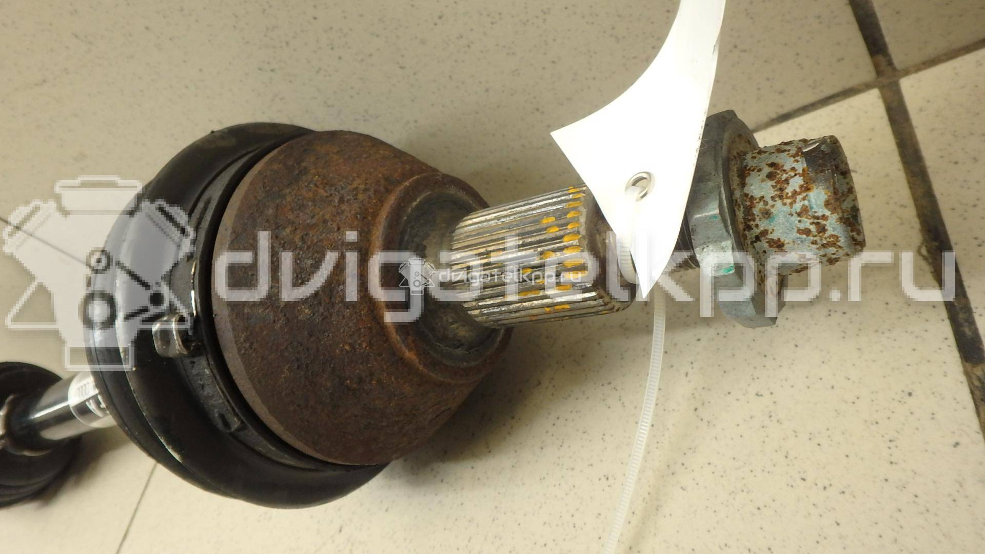 Фото Полуось передняя левая  6R0407763F для seat Toledo III {forloop.counter}}