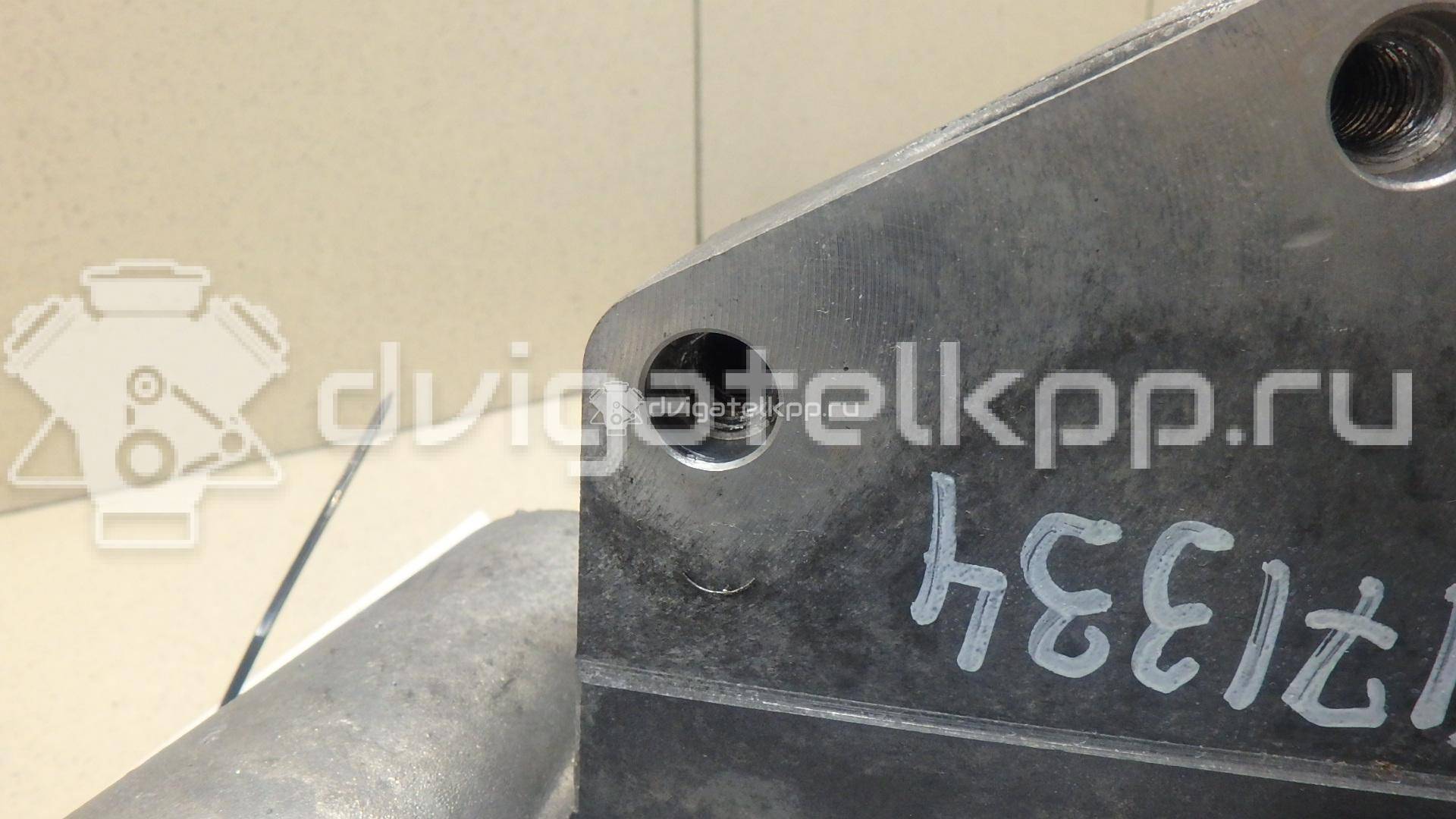 Фото Крышка двигателя передняя  03E109210K для Volkswagen / Seat {forloop.counter}}