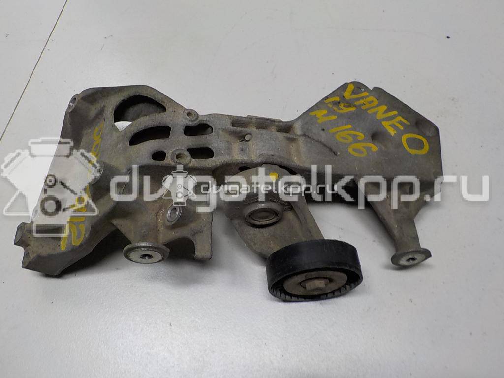 Фото Кронштейн генератора для двигателя M 166.991 (M166 E19) для Mercedes-Benz Vaneo 414 125 л.с 8V 1.9 л бензин {forloop.counter}}
