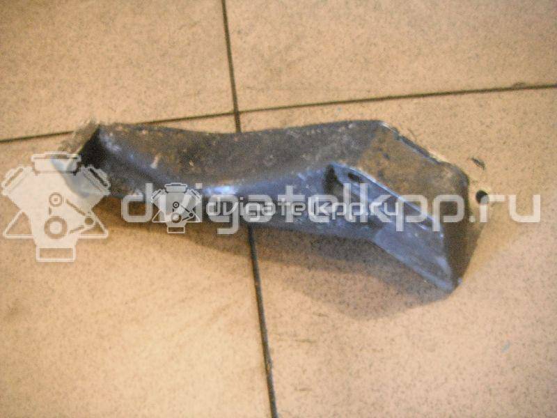 Фото Кронштейн генератора для двигателя OM 601.942 (OM 601) для Mercedes-Benz Vito 79 л.с 8V 2.3 л Дизельное топливо 6011550395 {forloop.counter}}