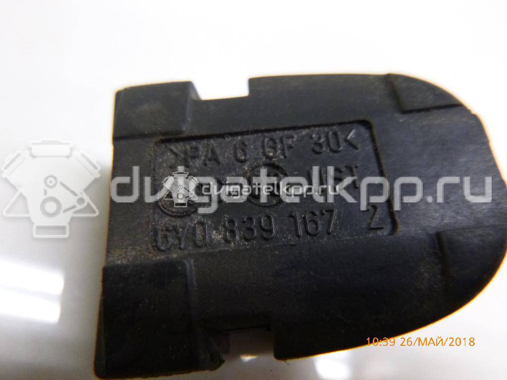 Фото Накладка вставки замка двери  6Y0839167 для Skoda Roomster 5J / Octaviaii 1Z3 / Fabia / Octavia / Superb {forloop.counter}}