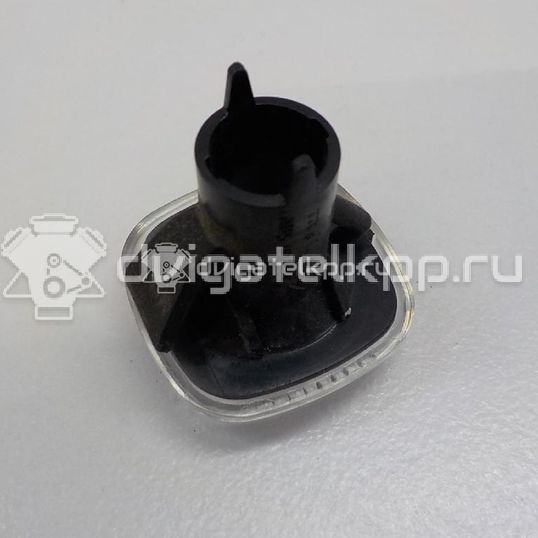 Фото Повторитель на крыло белый  1U0949127B для Skoda Roomster 5J / Octaviaii 1Z3 / Fabia / Octavia / Superb