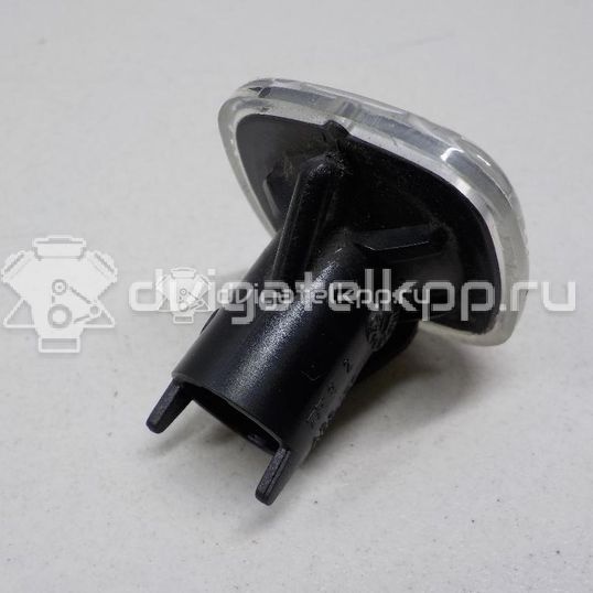 Фото Повторитель на крыло белый  1U0949127B для Skoda Roomster 5J / Octaviaii 1Z3 / Fabia / Octavia / Superb