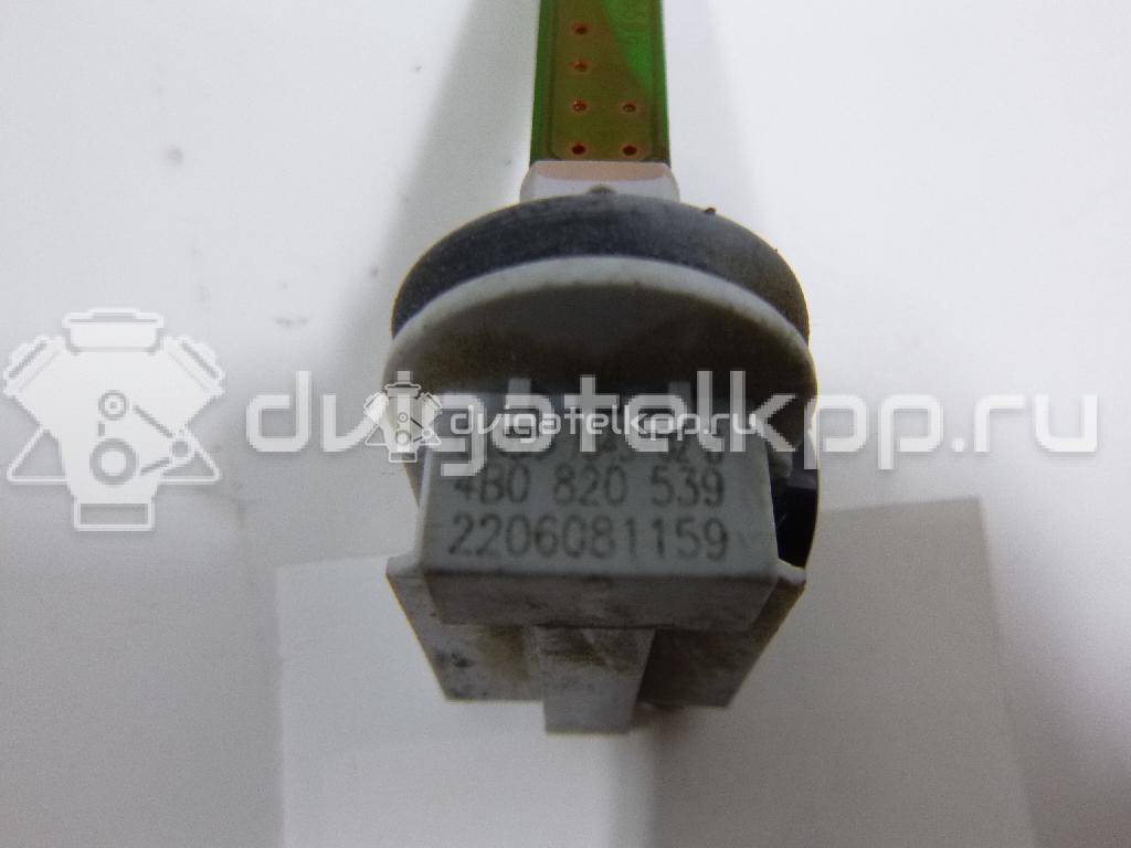 Фото Датчик температуры воздуха  4B0820539 для skoda Fabia {forloop.counter}}