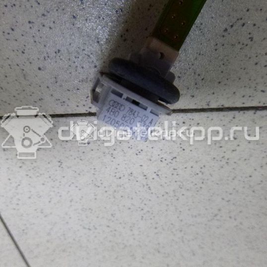 Фото Датчик температуры воздуха  4b0820539 для audi A8 [4N]