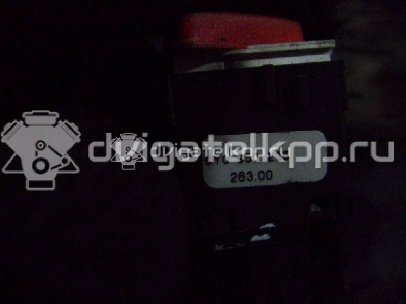 Фото Кнопка аварийной сигнализации  6Y0953235 для Skoda Fabia {forloop.counter}}