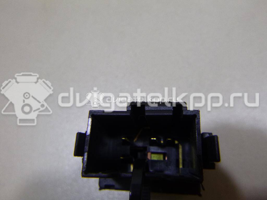 Фото Кнопка аварийной сигнализации  6Y0953235 для Skoda Fabia {forloop.counter}}