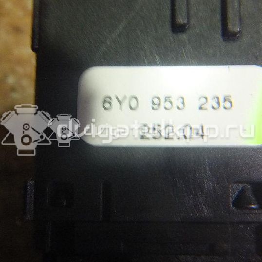 Фото Кнопка аварийной сигнализации  6Y0953235 для Skoda Fabia
