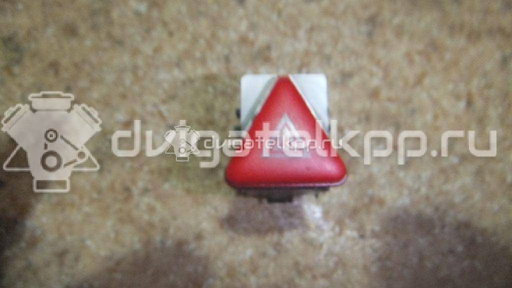 Фото Кнопка аварийной сигнализации  6Y0953235 для Skoda Fabia {forloop.counter}}