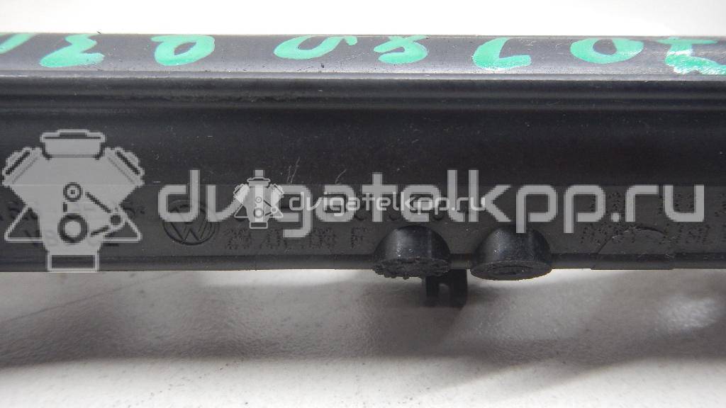 Фото Рейка топливная (рампа)  03E133320A для skoda Fabia {forloop.counter}}