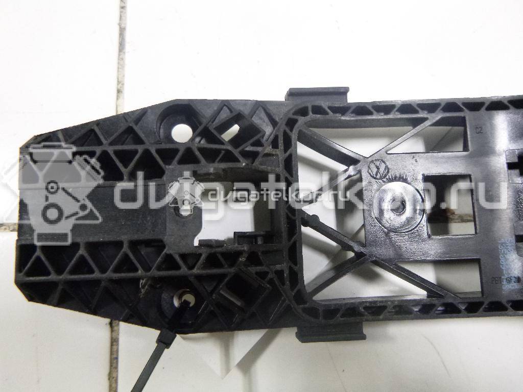 Фото Кронштейн ручки  5N0839885H для skoda Fabia {forloop.counter}}