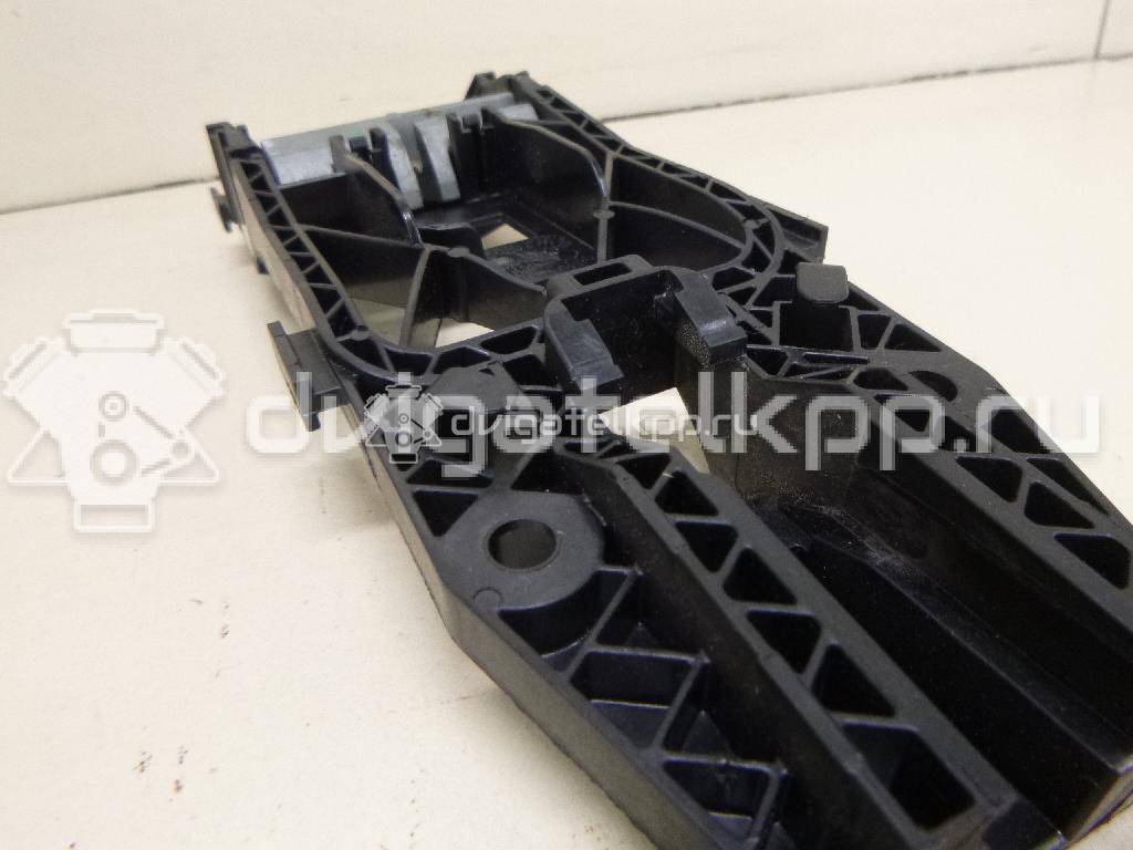 Фото Кронштейн ручки  5N0839885H для skoda Fabia {forloop.counter}}
