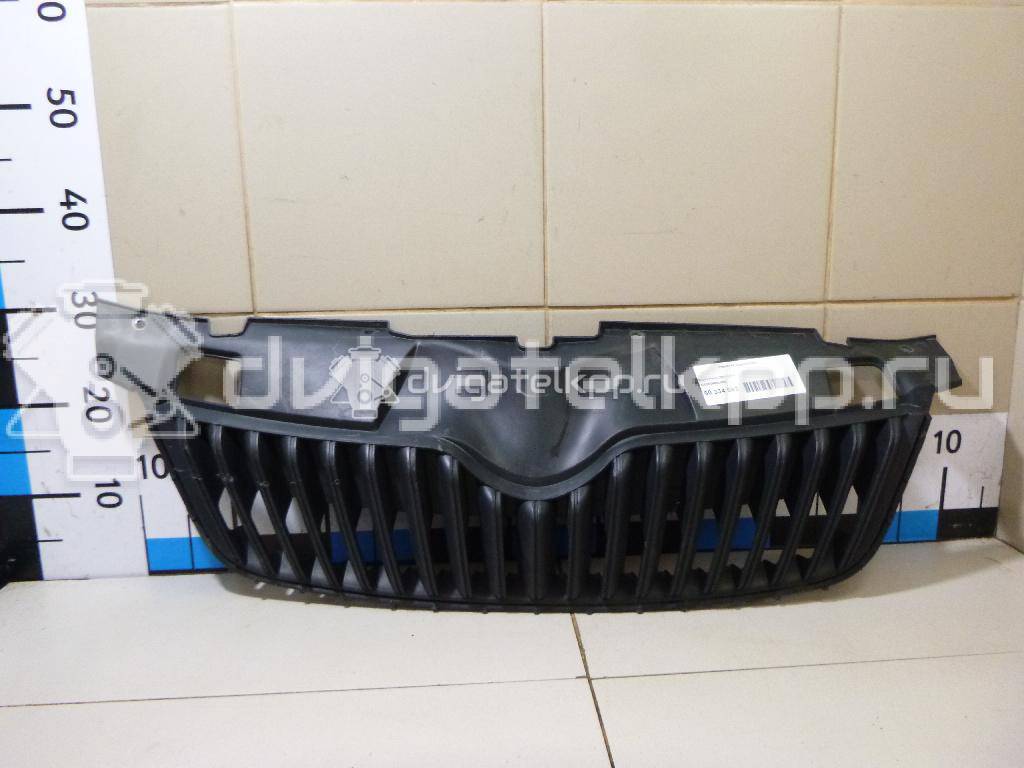 Фото Решетка радиатора  5J0853668C9B9 для Skoda Roomster 5J / Fabia {forloop.counter}}