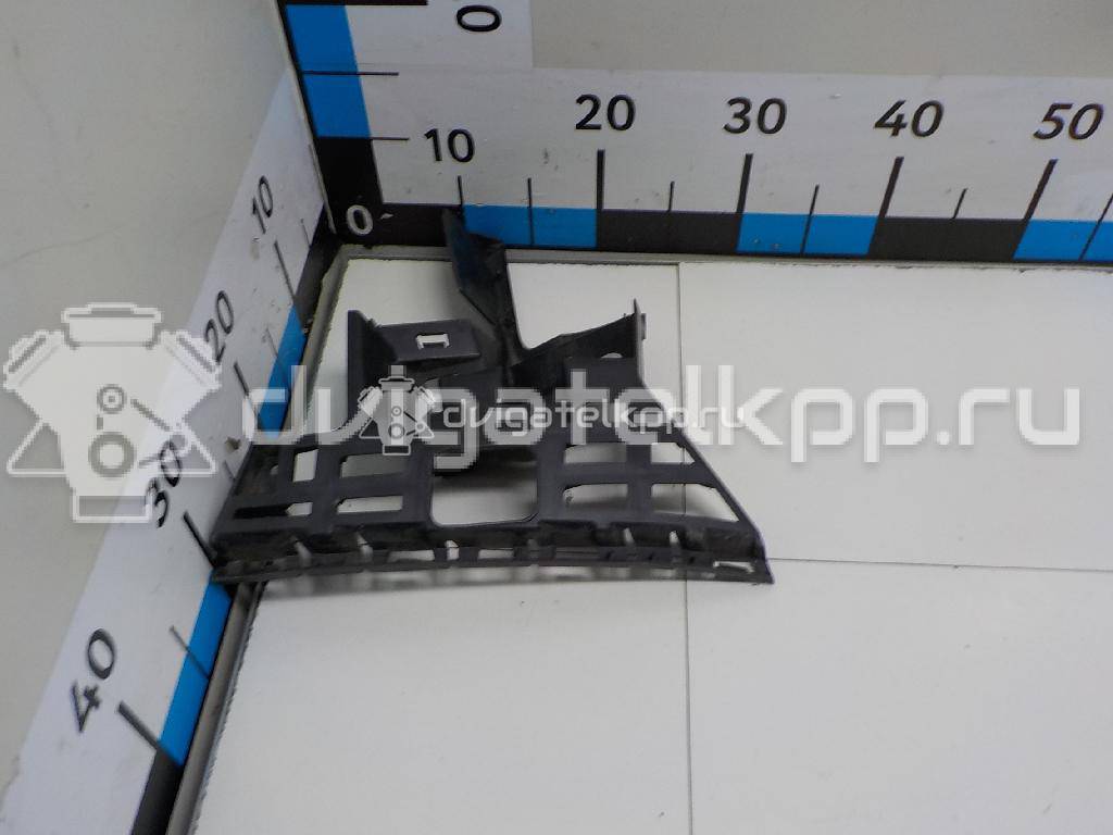 Фото Кронштейн переднего бампера правый  5J0807056 для Skoda Roomster 5J / Fabia {forloop.counter}}