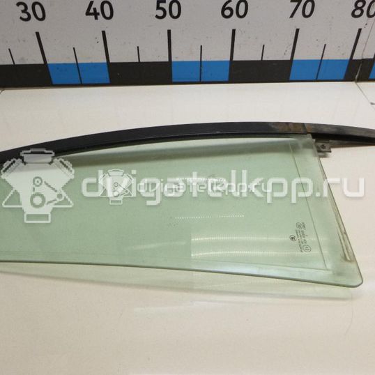 Фото Стекло двери задней правой (форточка)  1U9845216C для Skoda Octavia
