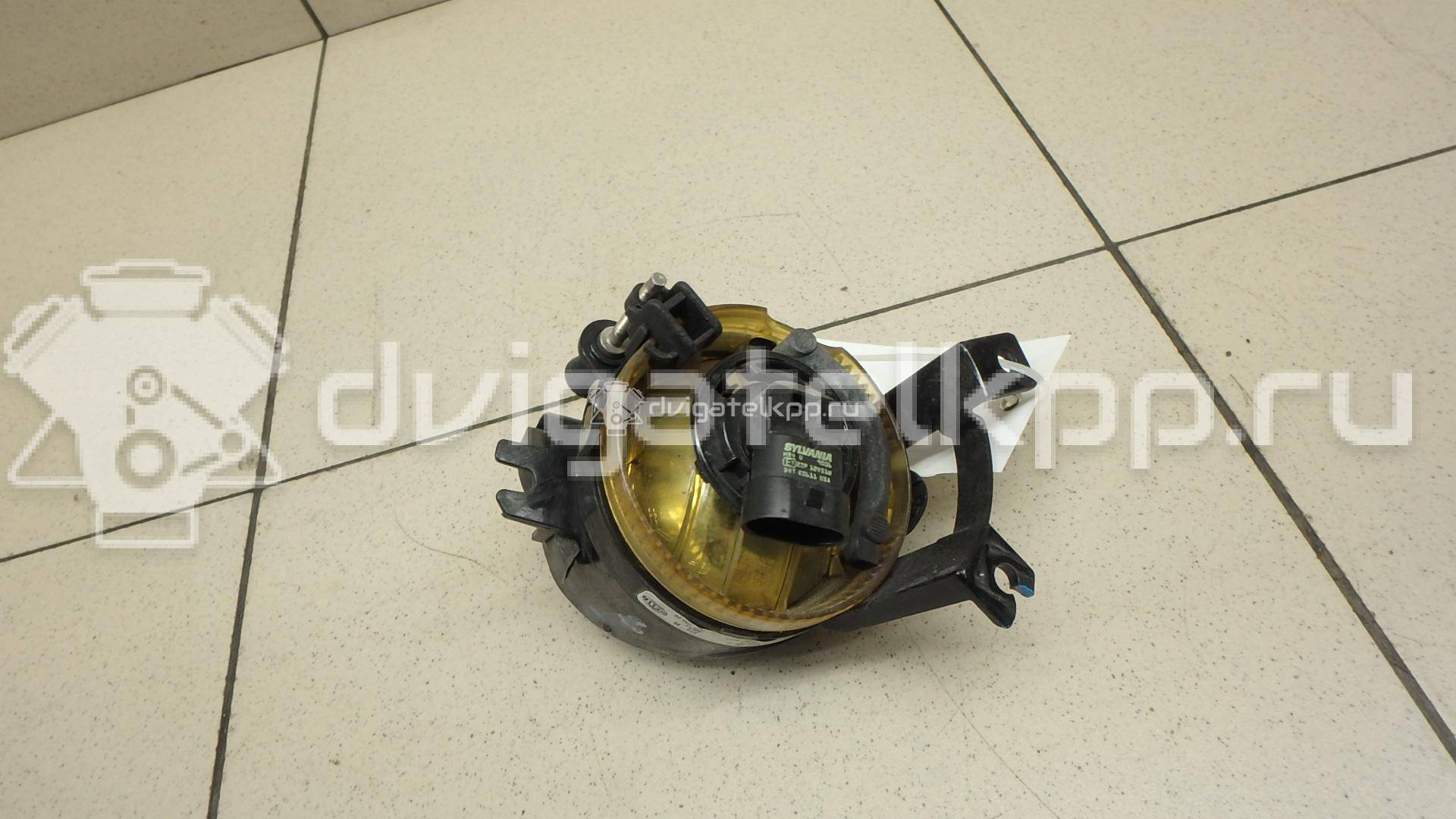 Фото Фара противотуманная правая  1Z0941702D для Skoda Roomster 5J / Fabia / Octavia / Octaviaii 1Z3 {forloop.counter}}