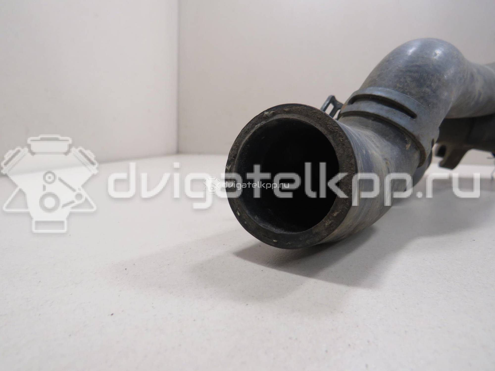 Фото Патрубок радиатора  6R0122101P для skoda Fabia {forloop.counter}}