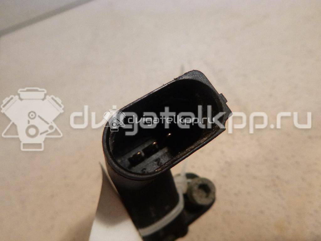 Фото Датчик положения коленвала  032906433 для Skoda Roomster 5J / Octaviaii 1Z3 / Yeti 5L / Fabia / Octavia {forloop.counter}}