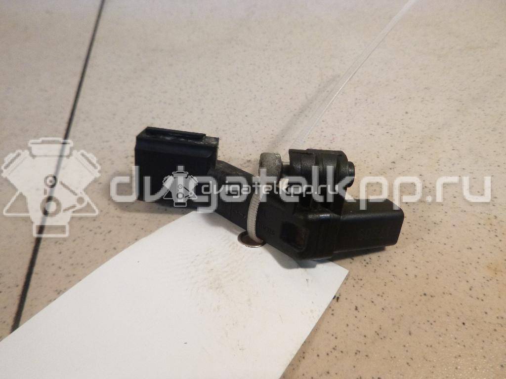 Фото Датчик положения коленвала  032906433 для Skoda Roomster 5J / Octaviaii 1Z3 / Yeti 5L / Fabia / Octavia {forloop.counter}}