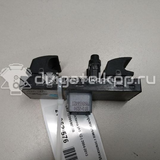 Фото Блок управления стеклоподъемниками  1Z0959858B для Skoda Roomster 5J / Octaviaii 1Z3 / Yeti 5L / Fabia / Octavia