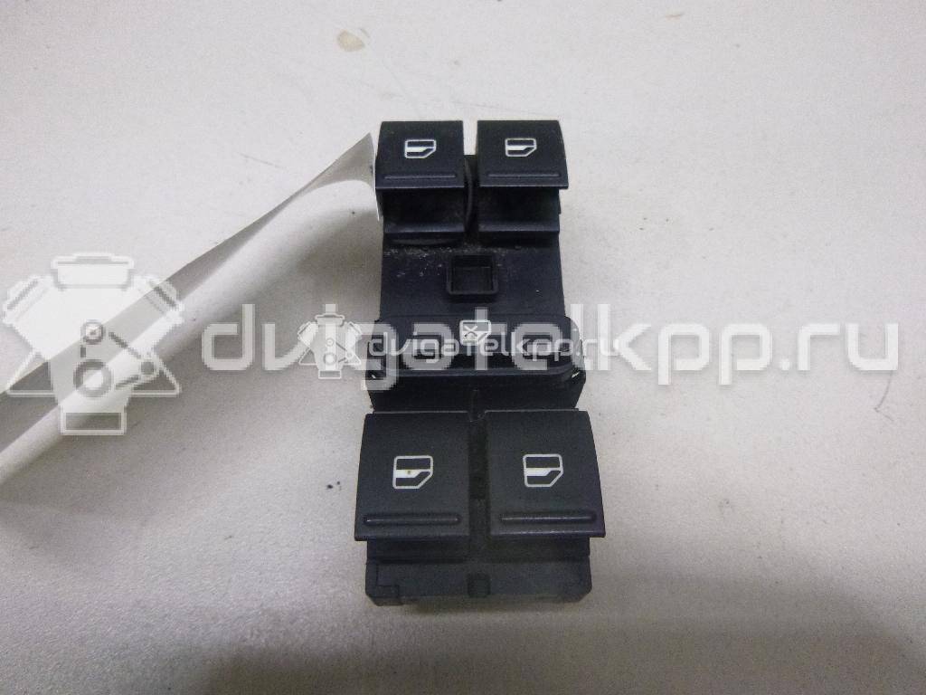 Фото Блок управления стеклоподъемниками  1Z0959858B для Skoda Roomster 5J / Octaviaii 1Z3 / Yeti 5L / Fabia / Octavia {forloop.counter}}