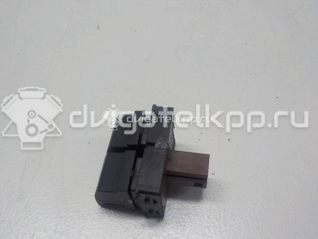 Фото Блок управления стеклоподъемниками  1Z0959858REH для Skoda Roomster 5J / Octaviaii 1Z3 / Yeti 5L / Fabia / Octavia {forloop.counter}}