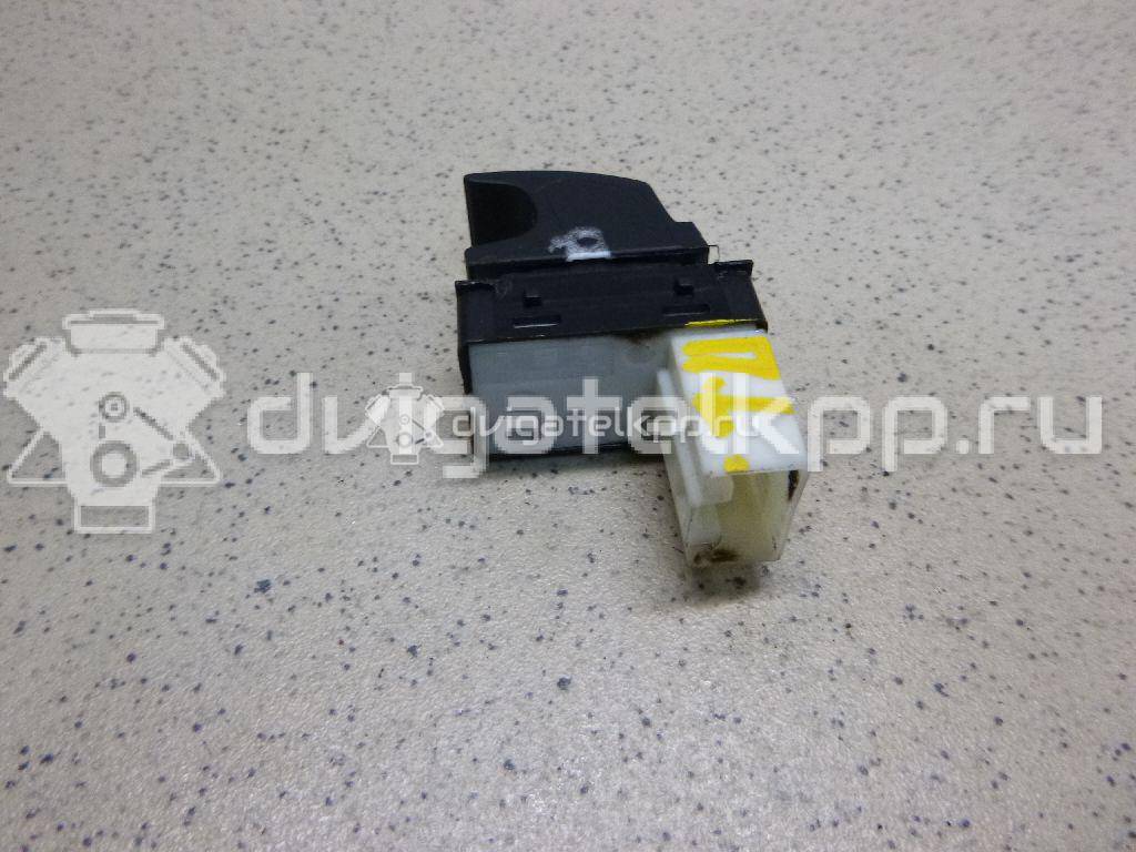 Фото Кнопка стеклоподъемника  5J0959855 для Skoda Roomster 5J / Fabia / Superb / Rapid {forloop.counter}}