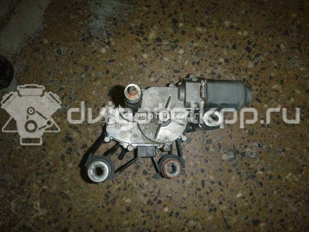 Фото Моторчик стеклоочистителя задний  5J7955711A для Skoda Fabia / Superb / Yeti 5L {forloop.counter}}