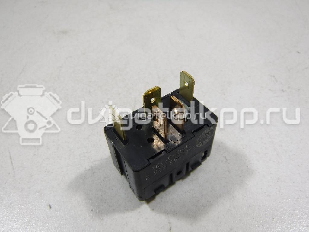 Фото Кнопка обогрева сидений  5J0963563BWHS для skoda Fabia {forloop.counter}}