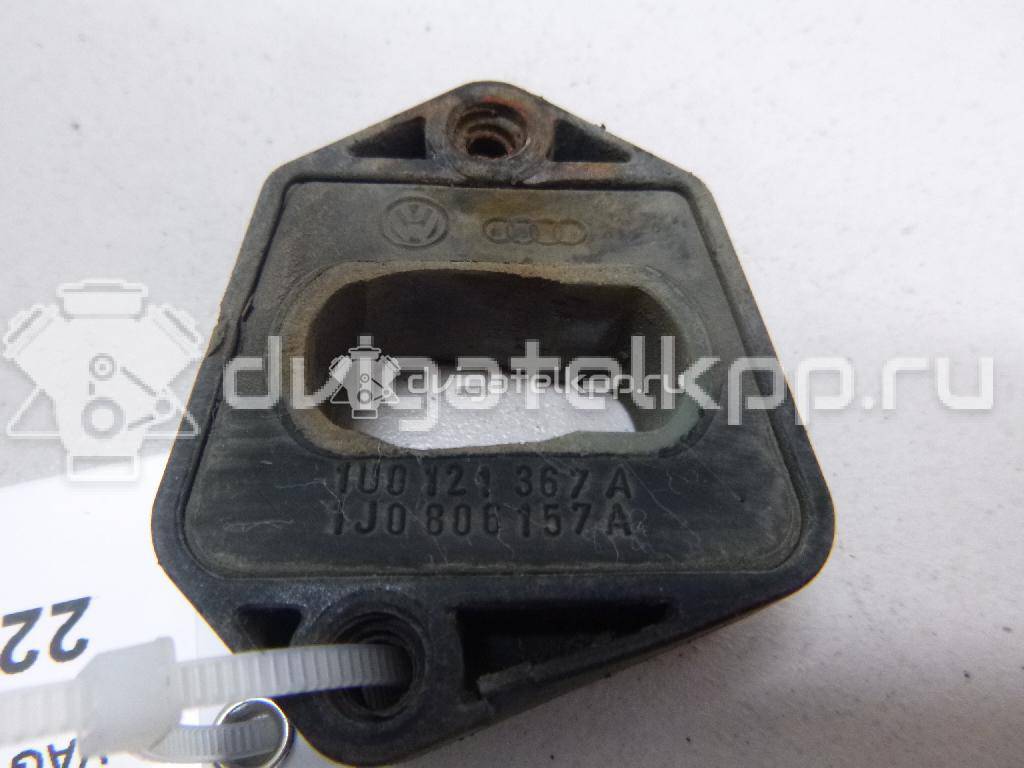 Фото Кронштейн радиатора  1j0806157a для audi A3 (8L1) {forloop.counter}}