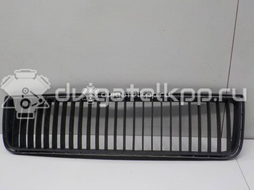 Фото Решетка в бампер центральная  1U0853677B41 для Skoda Octavia / Octaviaii 1Z3 {forloop.counter}}