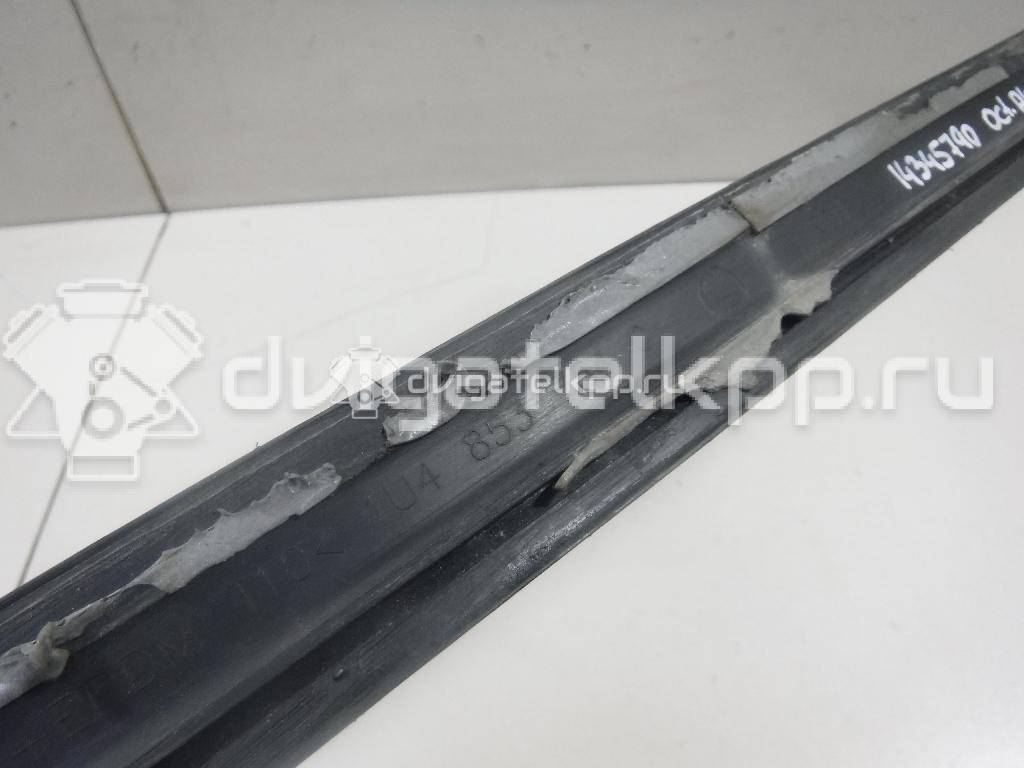 Фото Молдинг задней правой двери  1U4853754C для Skoda Octavia {forloop.counter}}