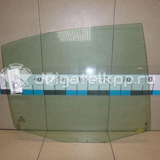 Фото Стекло двери задней правой  1U4845206A для Skoda Octavia