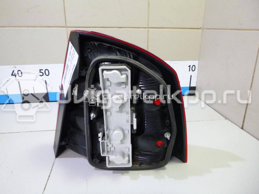 Фото Фонарь задний левый  1Z5945111B для Skoda Octavia / Octaviaii 1Z3 {forloop.counter}}