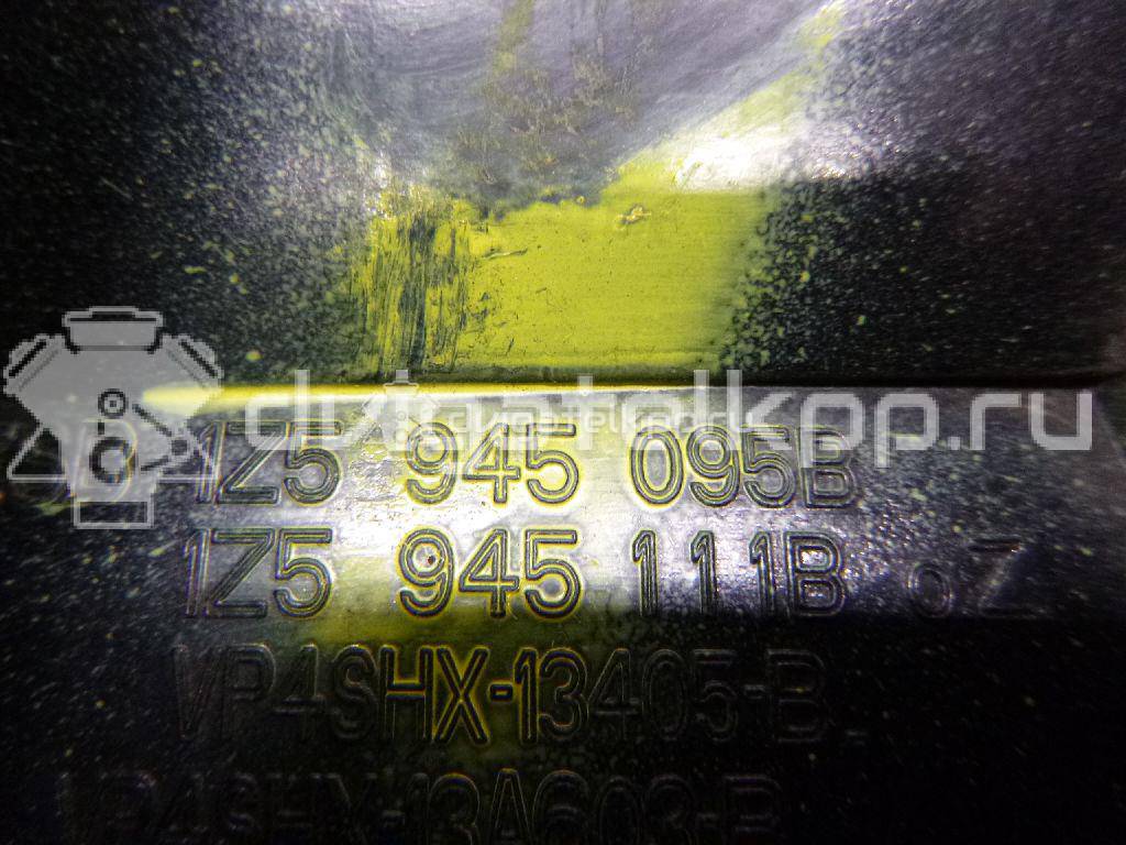 Фото Фонарь задний левый  1Z5945095B для Skoda Octaviaii 1Z3 {forloop.counter}}