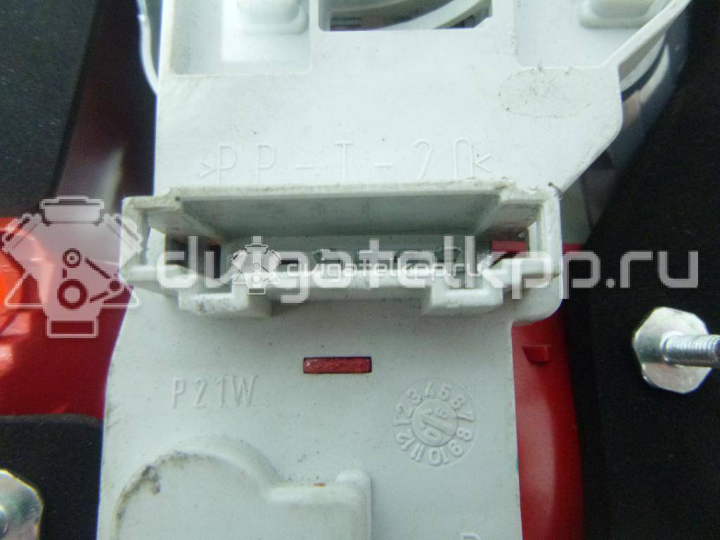 Фото Фонарь задний правый  1Z9945112B для Skoda Octavia / Octaviaii 1Z3 {forloop.counter}}